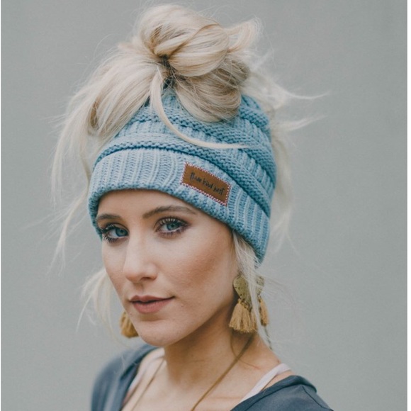 Seafoam Messy Hair Bun Beanie 
